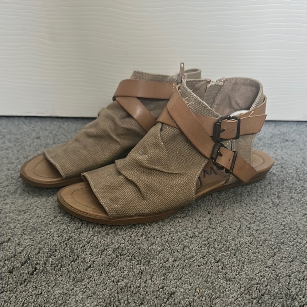 Blowfish Tan and Brown Buckle Sandals
